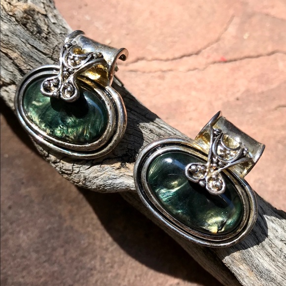 Silver Tone Pierced Earrings With Teal Green Stone - Picture 2 of 5